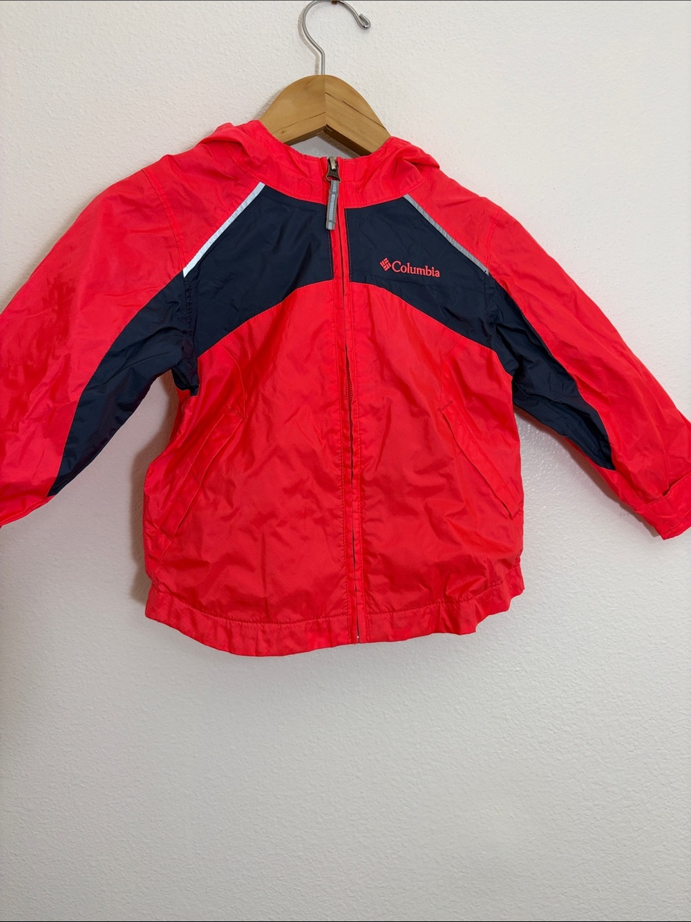 Columbia Red Navy Hooded Windbreaker Lightweight Jacket